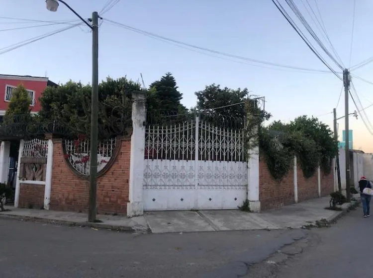 Hotel Departamento Magnolia, 5 Min Aeropuerto Santa Maria Zacatepec México